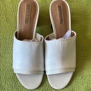 Tahari Women's White Slide Sandals